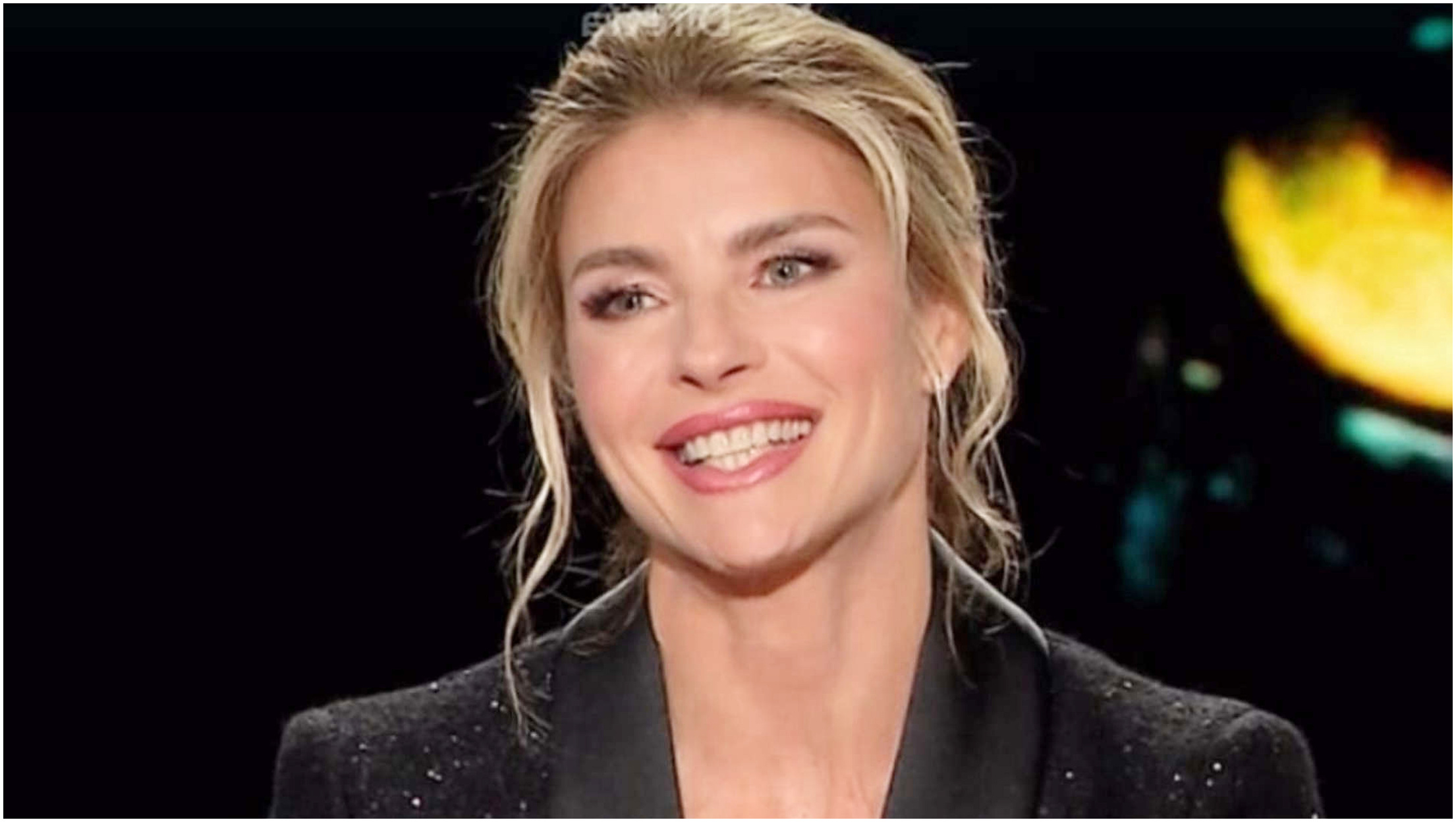 Martina Colombari si racconta: il valore di chiedere aiuto nella maternità imperfetta