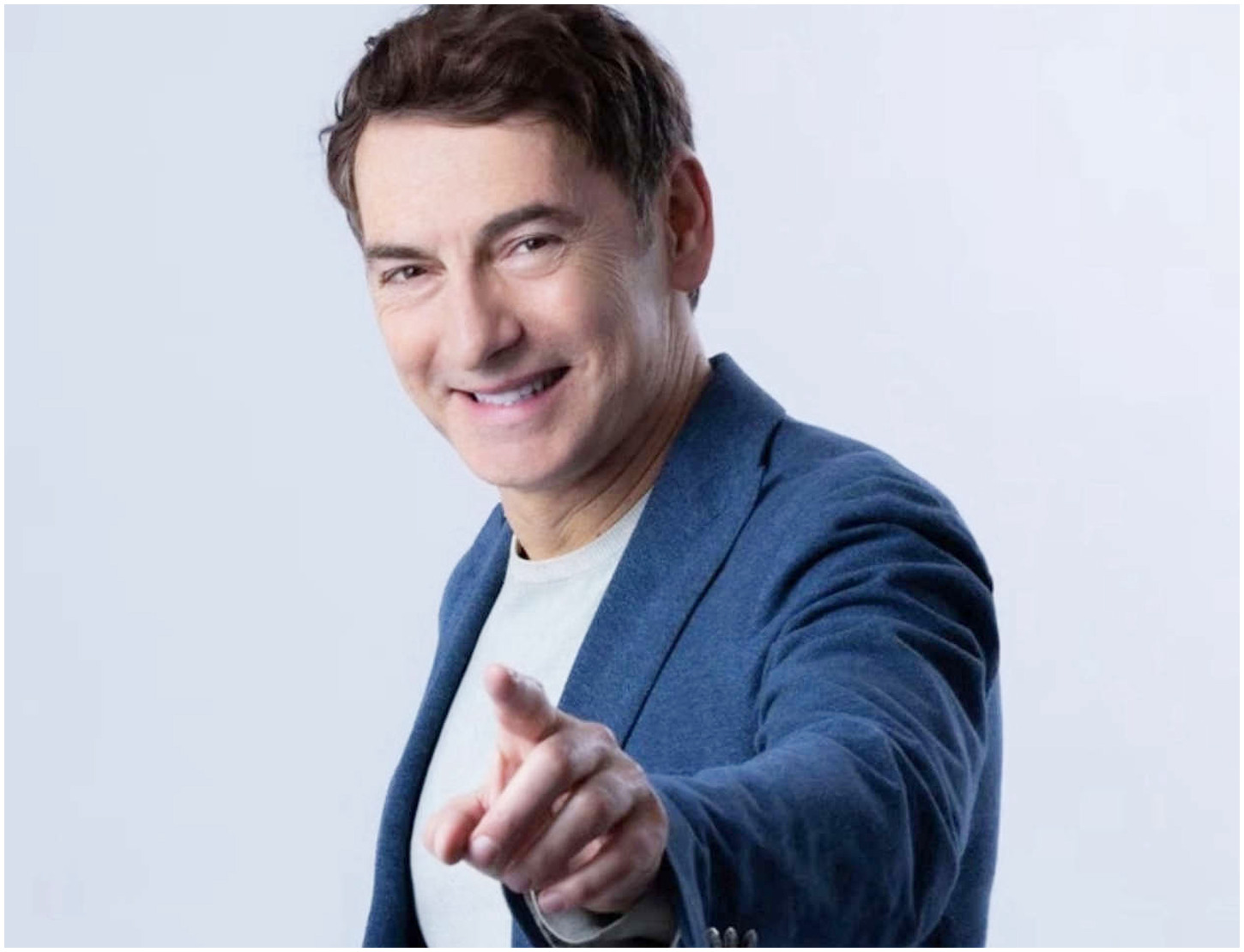 Capodanno di Rai1 nel 2026: festeggiamenti a Catanzaro con Marco Liorni alla conduzione