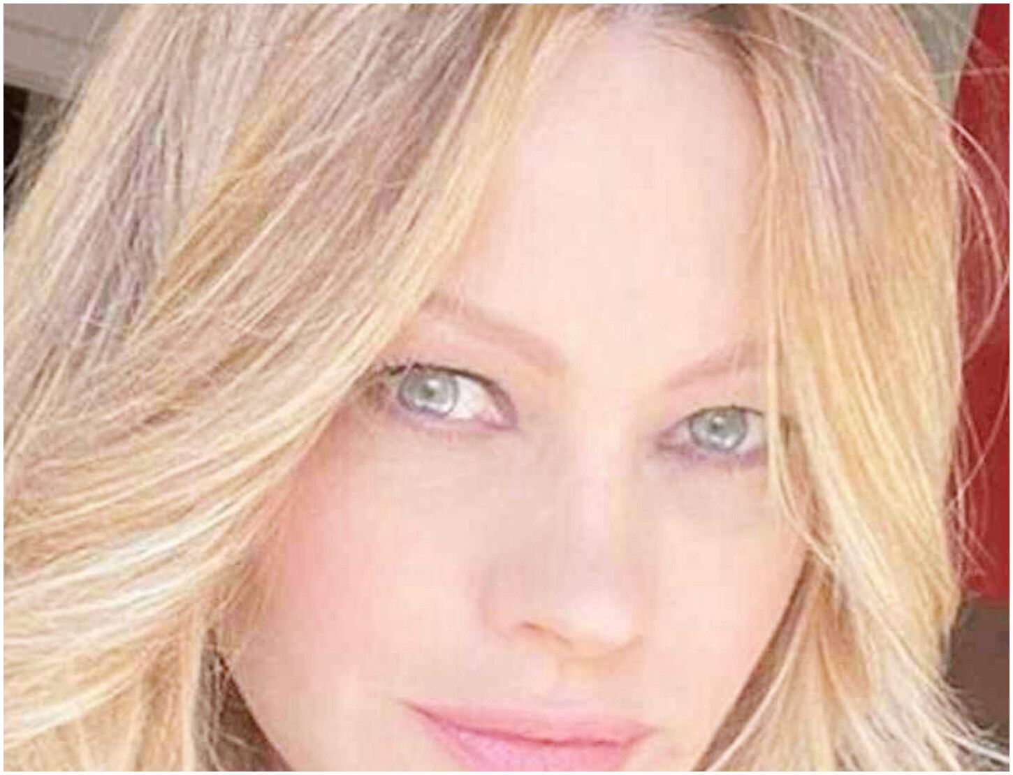 Tensioni dietro le quinte a Fatti Vostri: rivelazioni su Anna Falchi emergono inaspettatamente