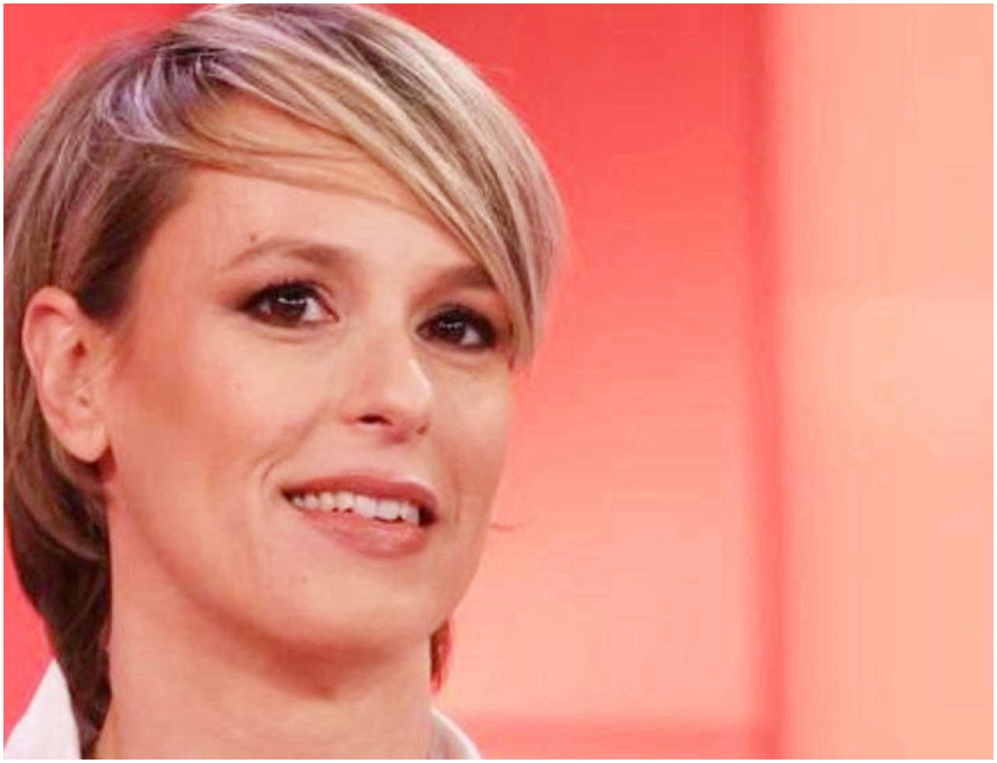 Federica Pellegrini racconta il suo difficile parto: 48 ore di travaglio e momenti di depressione