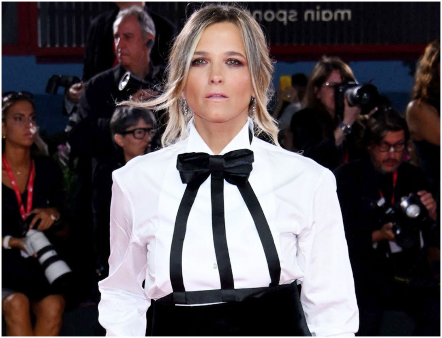 Francesca Barra racconta la sua esperienza con l’intelligenza artificiale e le sue emozioni di vulnerabilità.