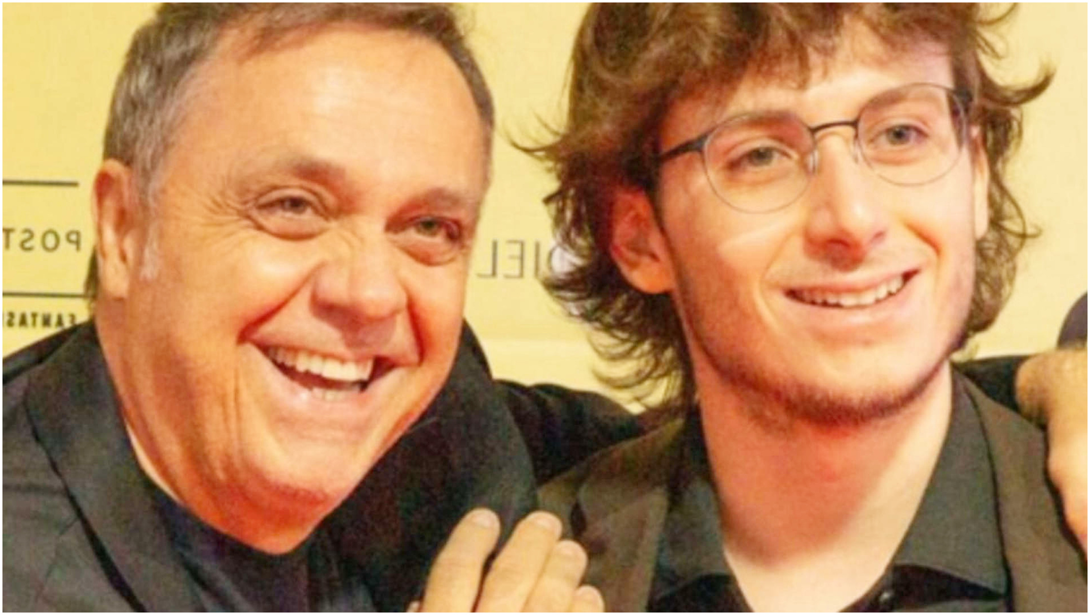 Gabriele Cirilli esprime la sua delusione per l’esclusione del figlio dal Festival di Sulmona