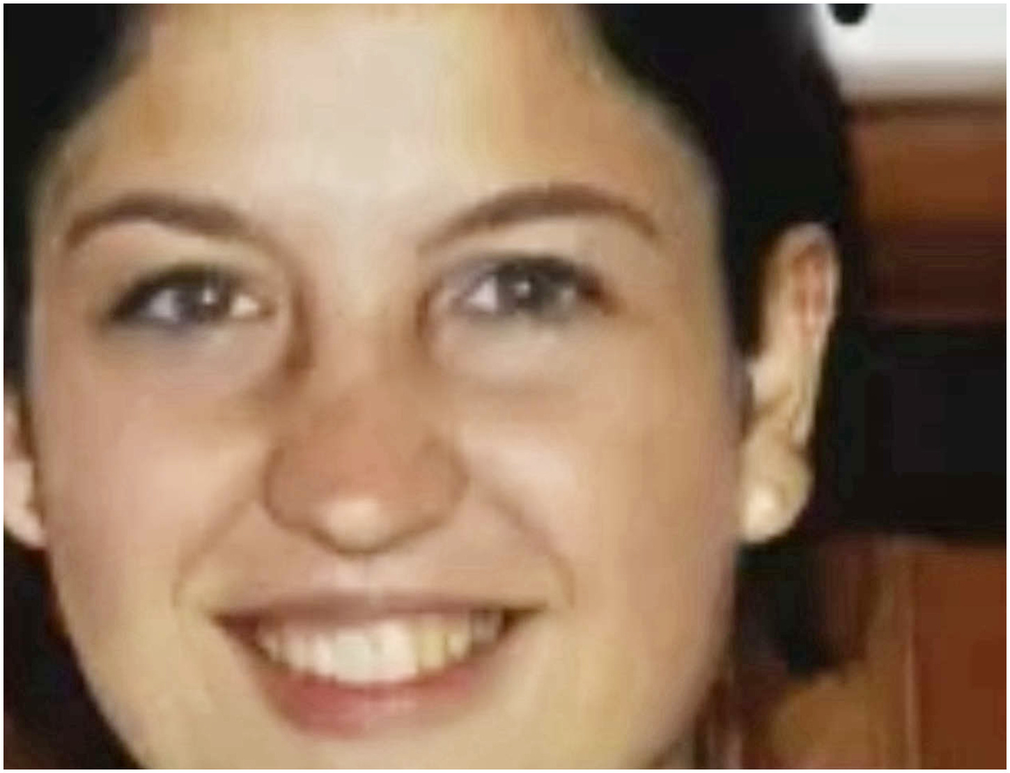 Garlasco, scoperta di 9 impronte sul dispenser mai analizzate: inizia la ricerca dell’identità