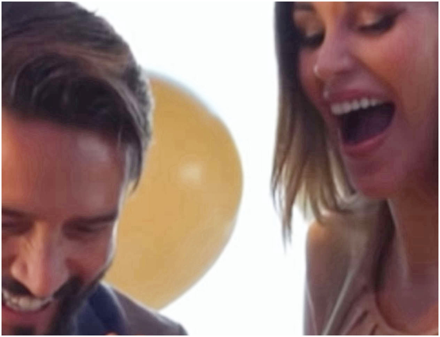 Il dolce annuncio del gender reveal di Delia Duran e Alex Belli incanta i fan sui social media