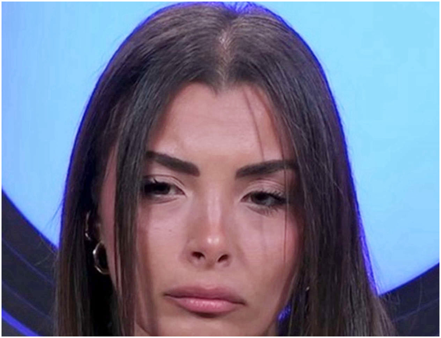 Crollo mentale di Grazia al Grande Fratello, in diretta l’intervento del padre per supportarla