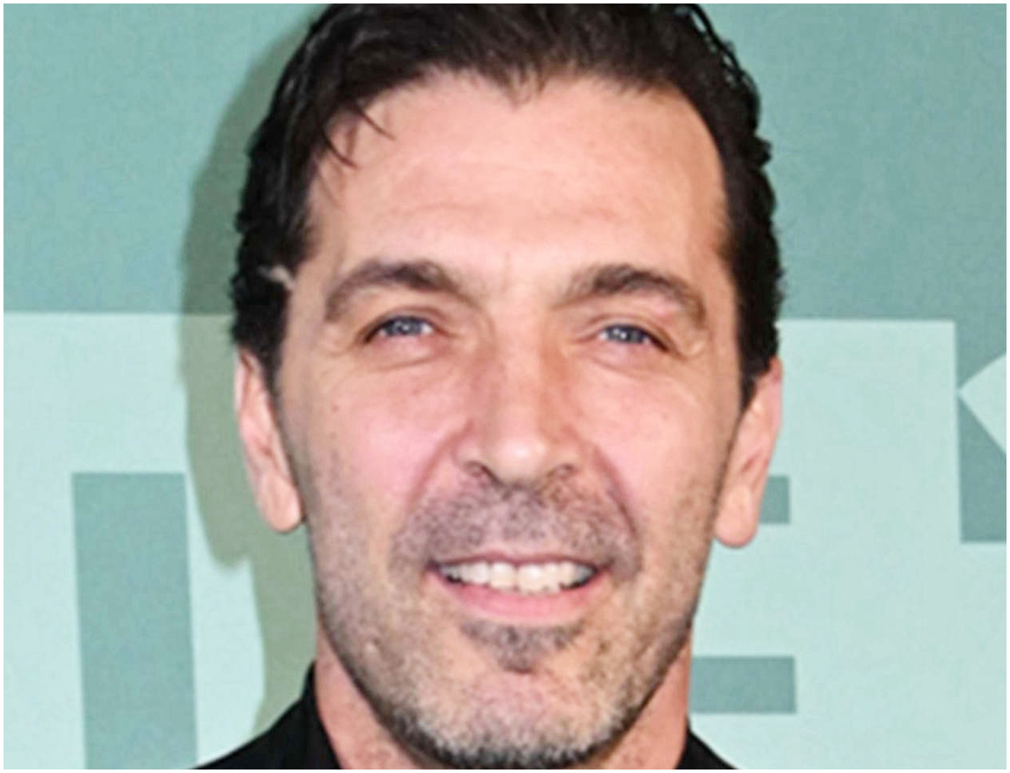 Gigi Buffon lancia un messaggio severo al figlio Louis, sempre più vicino al successo nel calcio