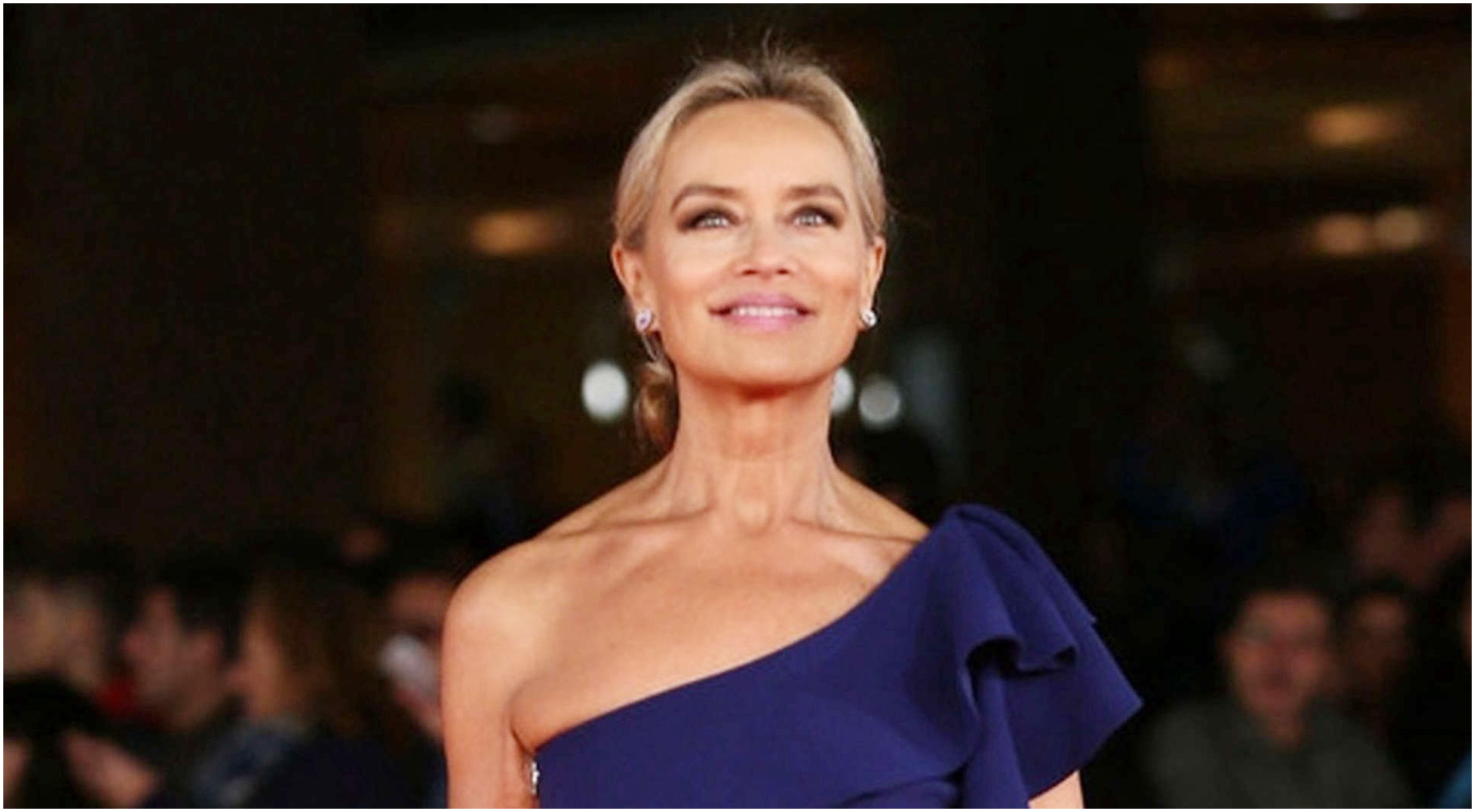 Gloria Guida riflette sulla sua vita e sul desiderio di un secondo figlio, la bellezza in scena.