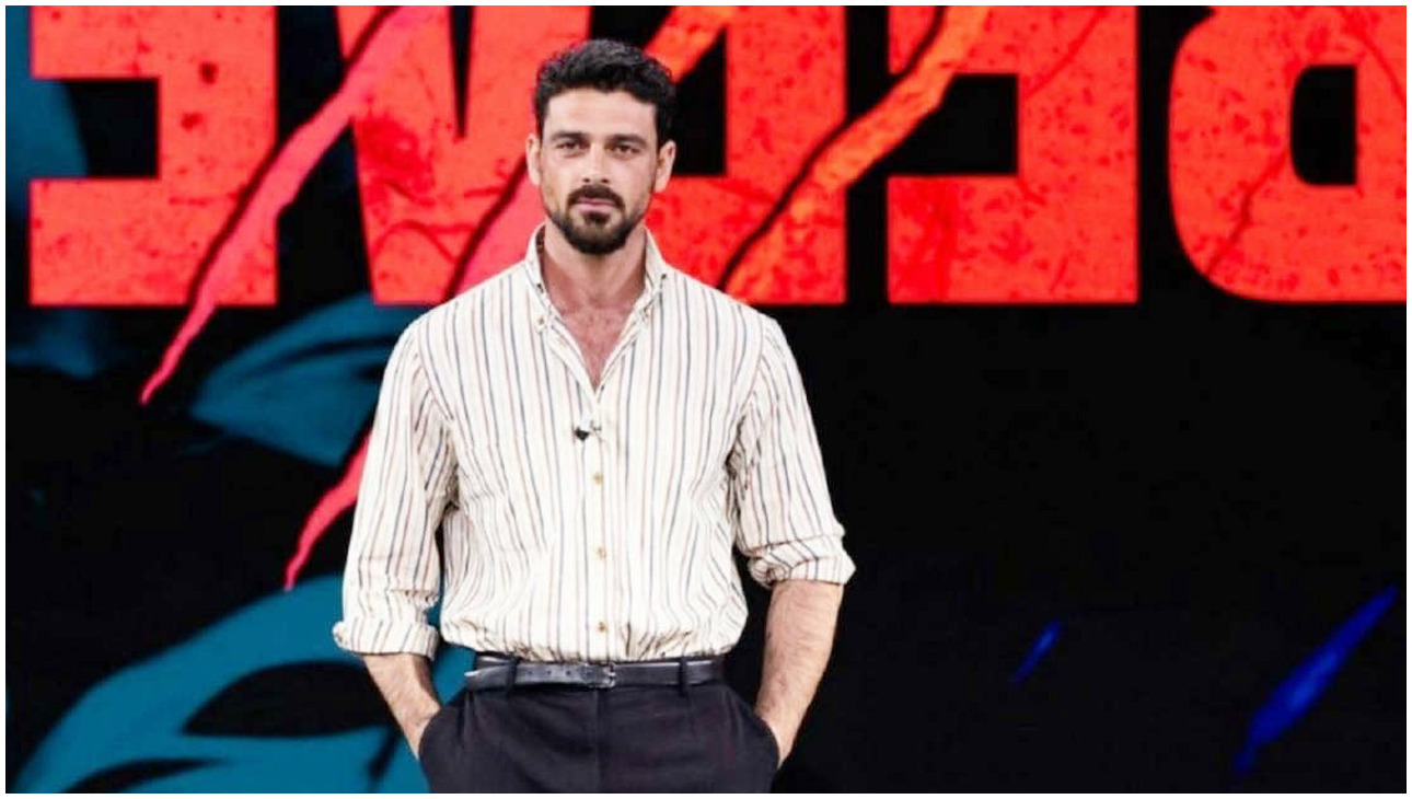 Michele Morrone: in intervista a Belve ammette di essere stato ironico sul suo talento