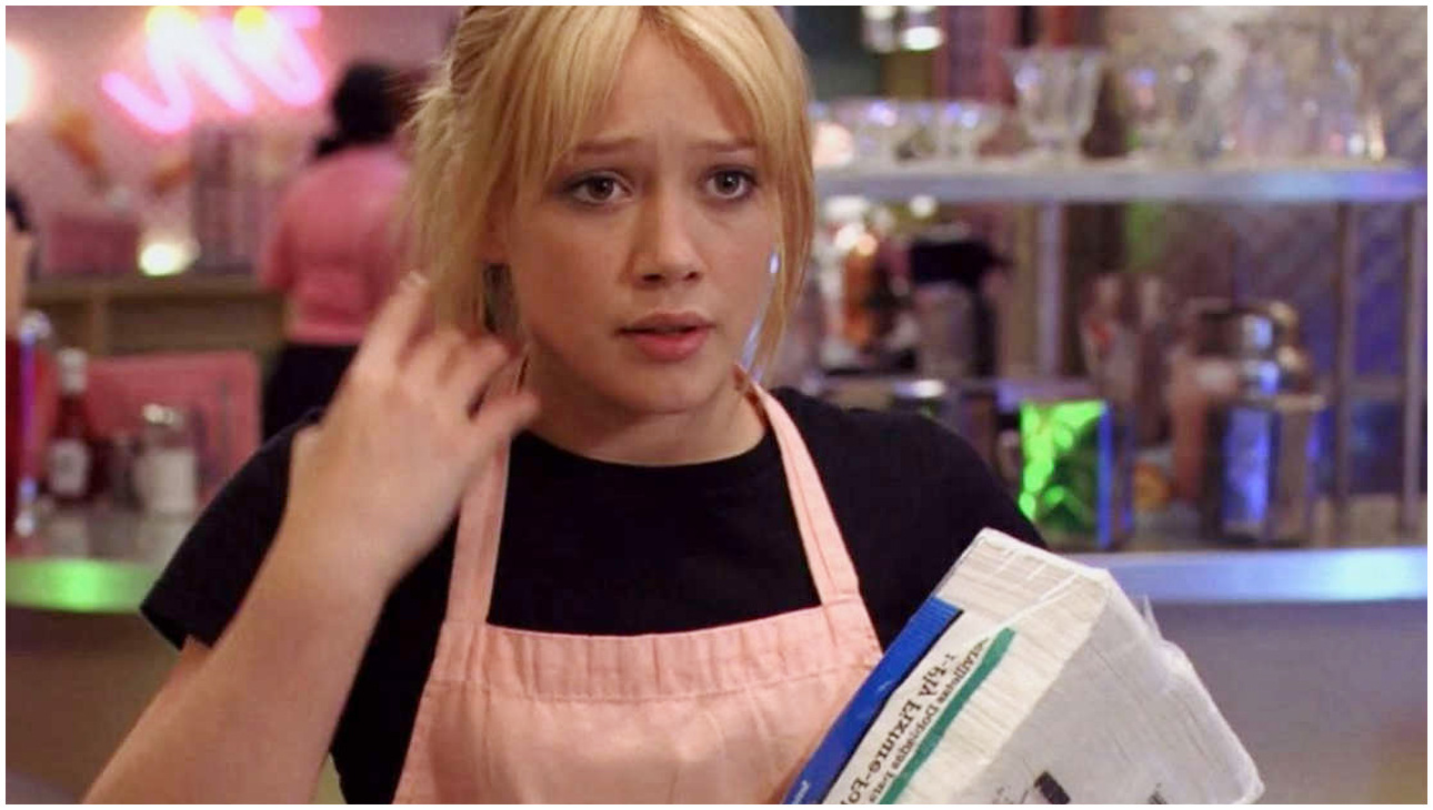 A Cinderella Story, Hilary Duff ricorda Jennifer Coolidge: era severa con me sul set