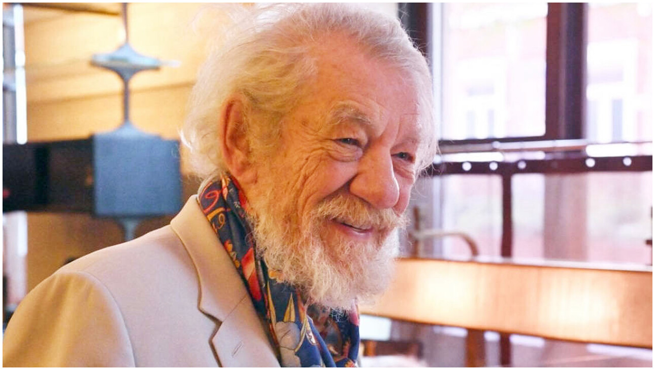 Ebenezer, Ian McKellen si unisce al cast della nuova versione di Canto di Natale con Depp