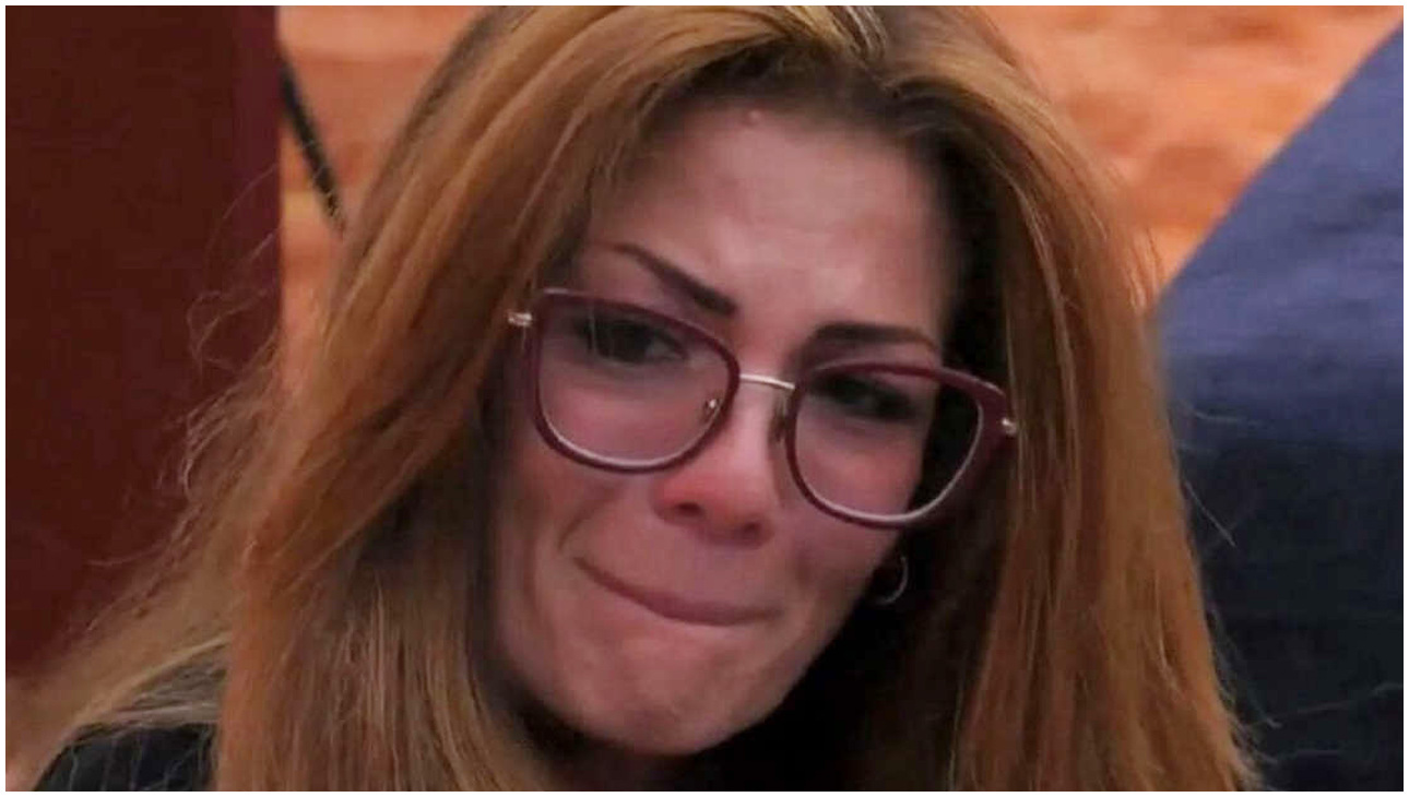 Grande Fratello, Valentina Piscopo abbandona la Casa per allontanarsi da persone false