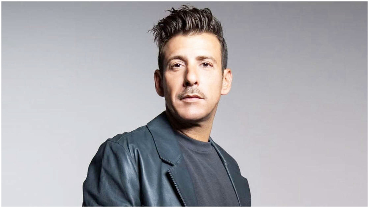 Francesco Gabbani e l’imbarazzante leggenda sulle dimensioni del suo pene spiegata