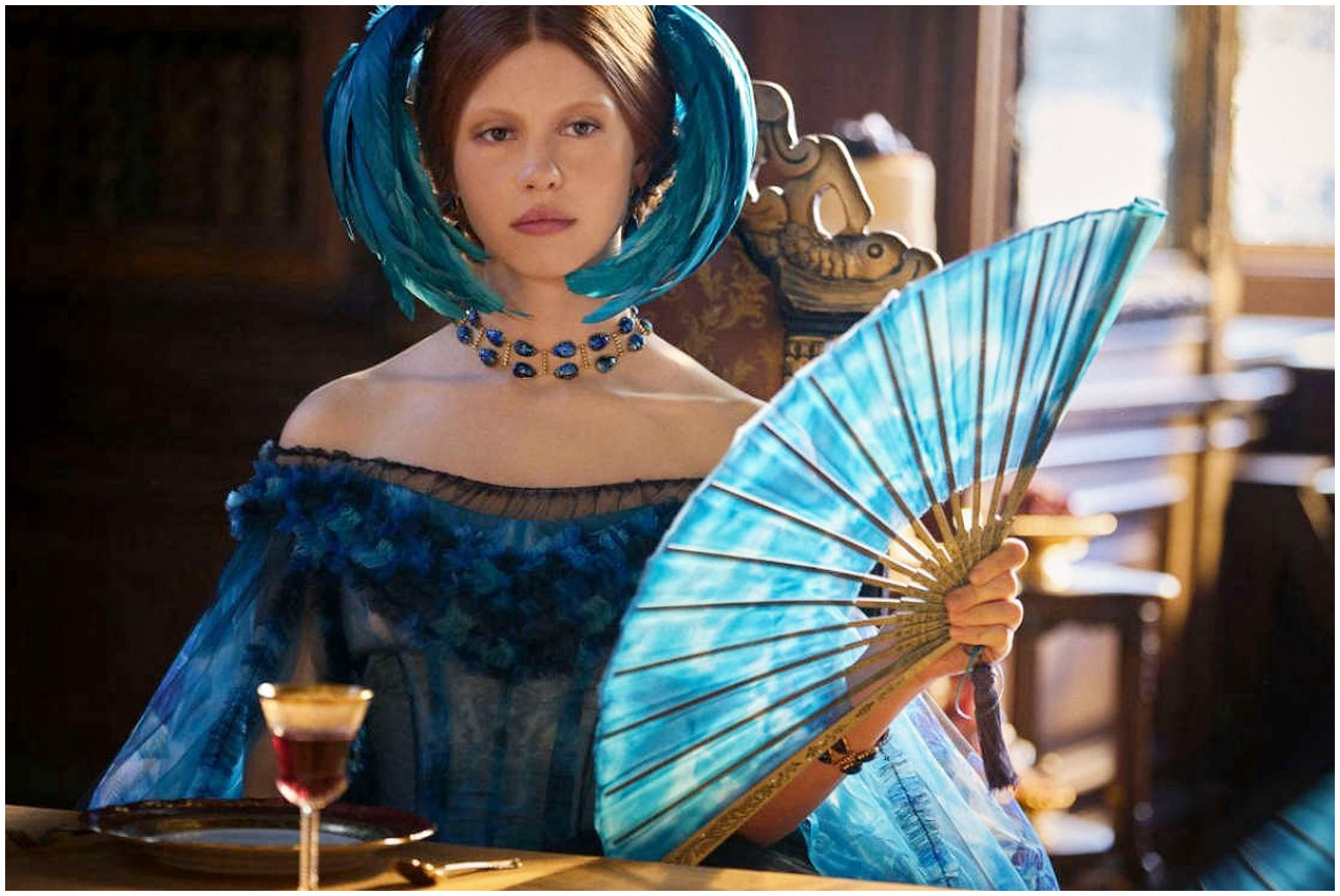 Frankenstein, il film di Del Toro analizza la fedeltà all’opera originale e il tema della vergogna