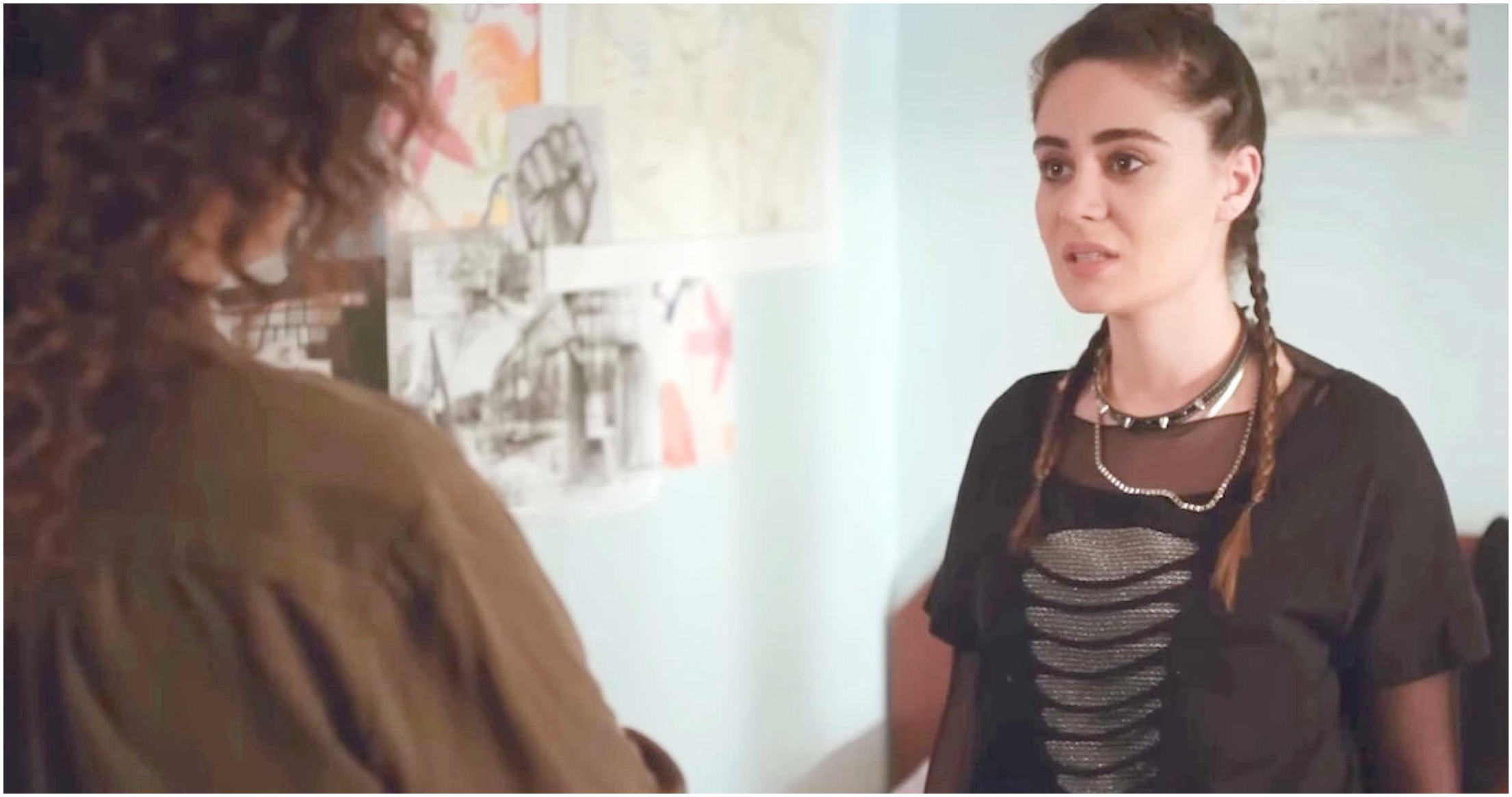 Idil cerca di estorcere del denaro a Şirin nella soap La Forza di una Donna: ecco cosa succede davvero