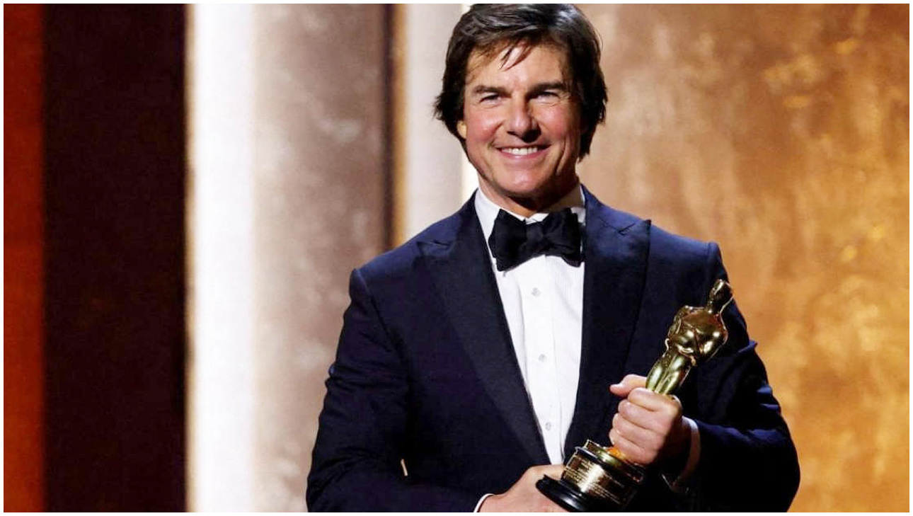 Tom Cruise ritira l’Oscar alla carriera e afferma che il cinema è parte della sua identità