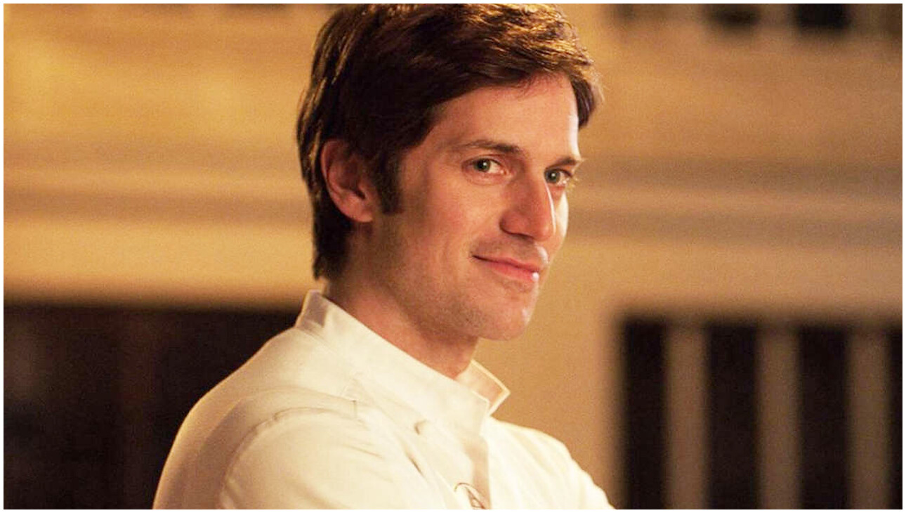 Emily in Paris 5, Lucas Bravo annuncia il ritorno del lato divertente di Gabriel