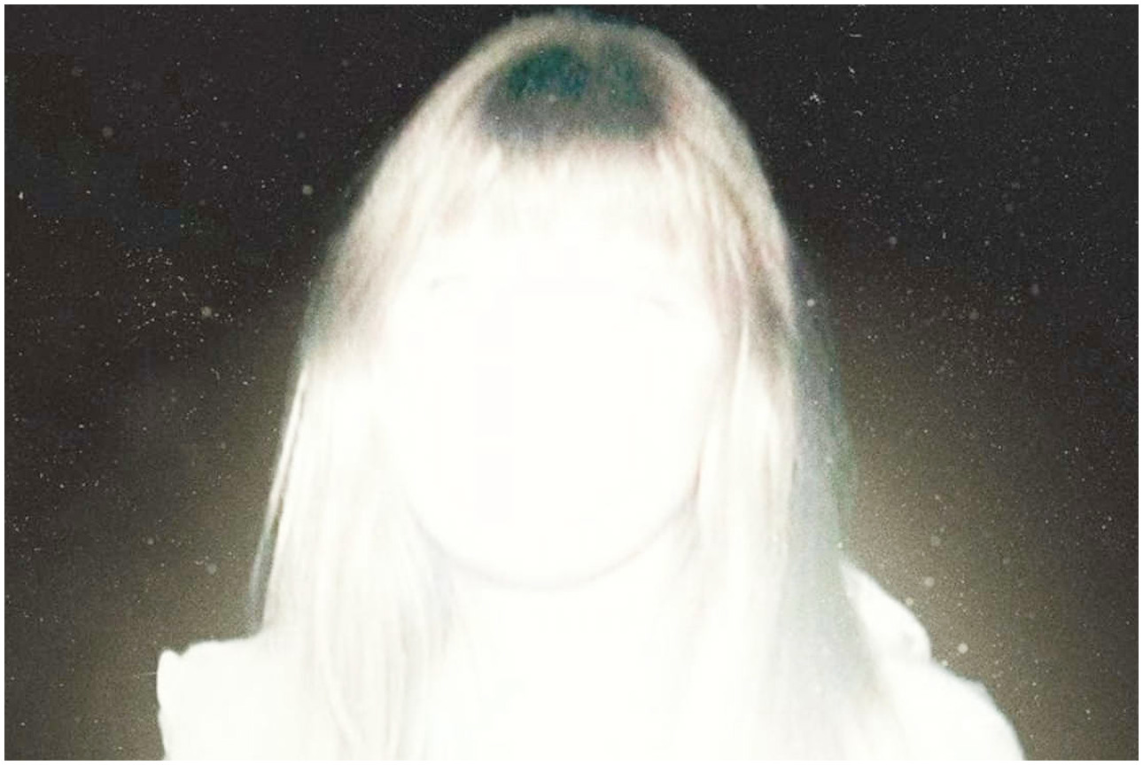 Shelby Oaks – Il covo del male: una recensione approfondita del nuovo film horror