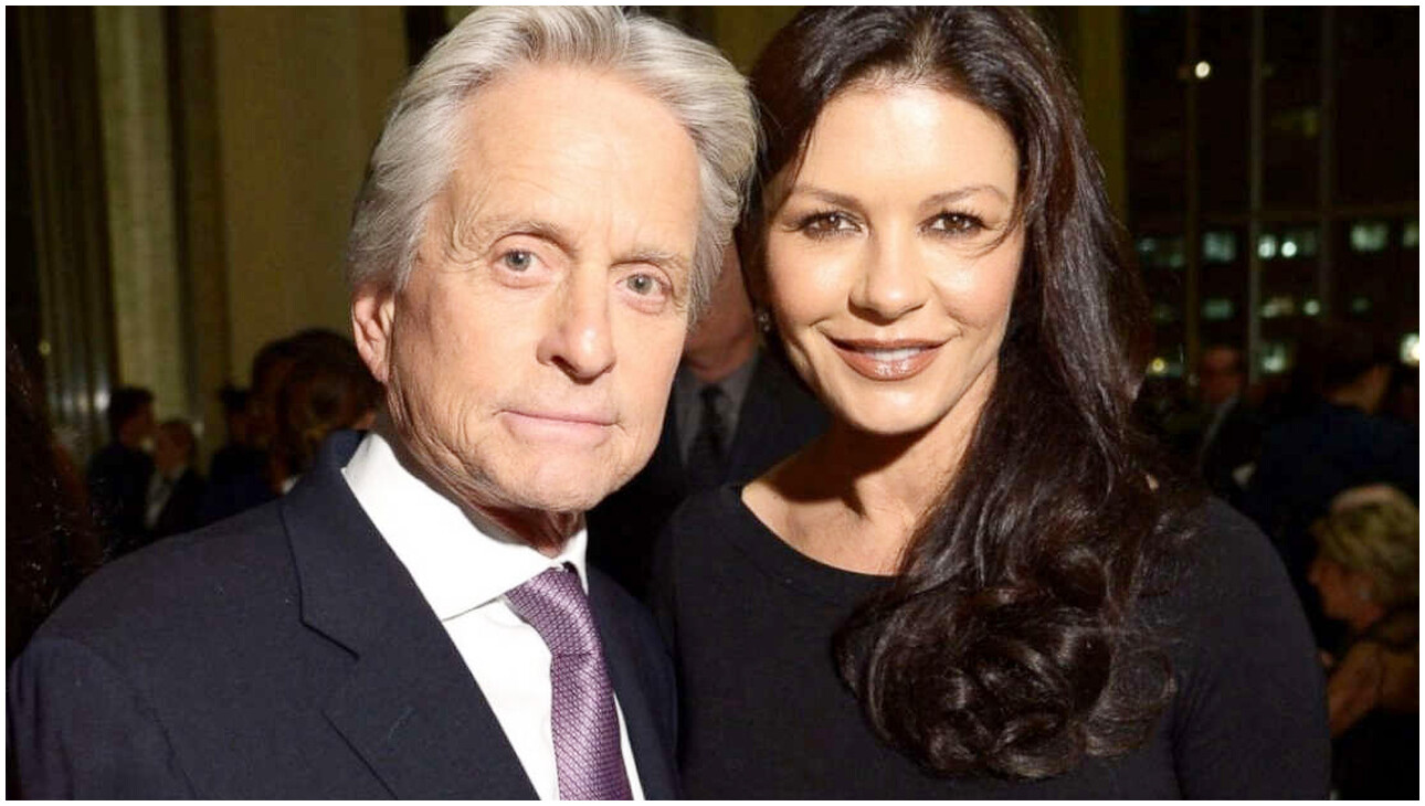 Catherine Zeta-Jones e Michael Douglas festeggiano 25 anni di matrimonio con una dichiarazione d’amore