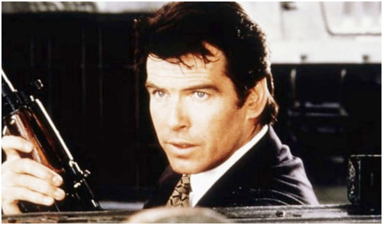 James Bond, Martin Campbell avverte Denis Villeneuve: attenzione al prossimo 007