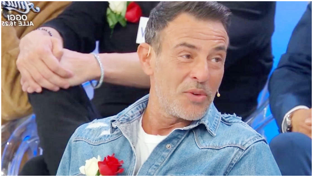 Uomini e Donne, Guido resiste in studio mentre Alessio rivela dettagli sulla situazione