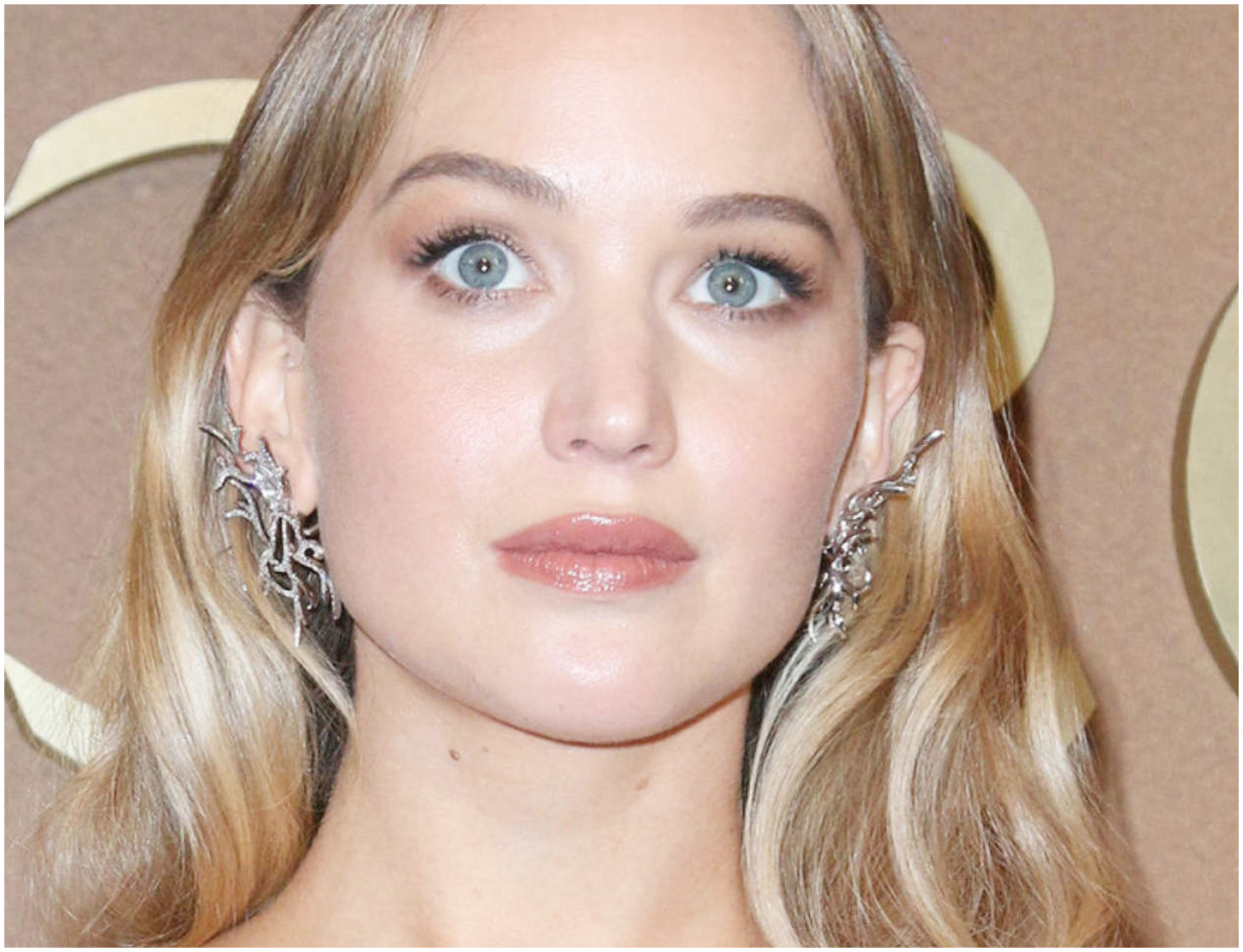 Jennifer Lawrence denuncia l’impossibile equilibrio tra lavoro, figli e gestione della casa per le madri
