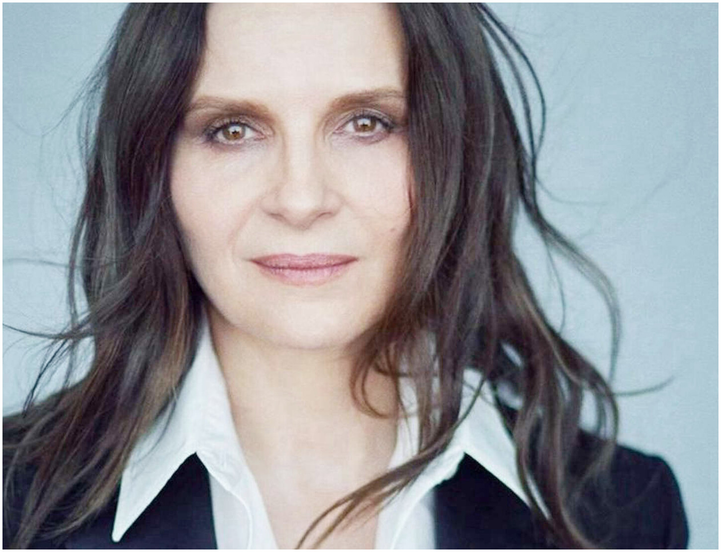 Juliette Binoche racconta perché ha rifiutato tre volte la regia di Spielberg, da Jurassic Park a Schindler’s List