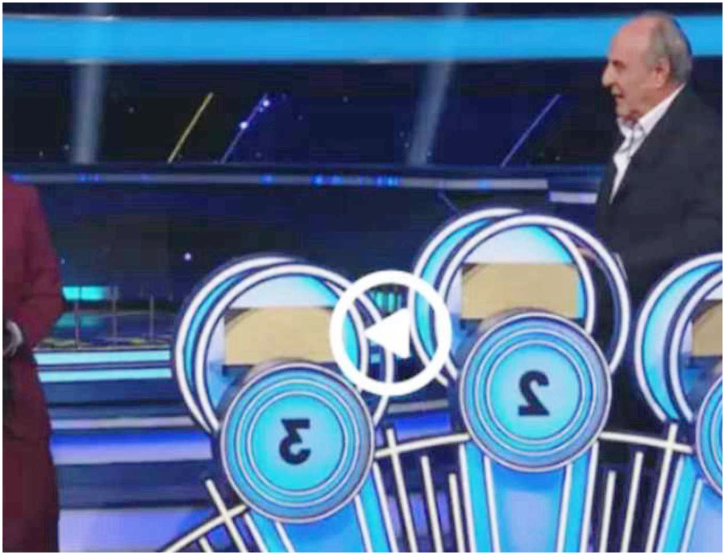 Gerry Scotti commenta Samira Lui a La Ruota Della Fortuna: “Ha qualche difetto”