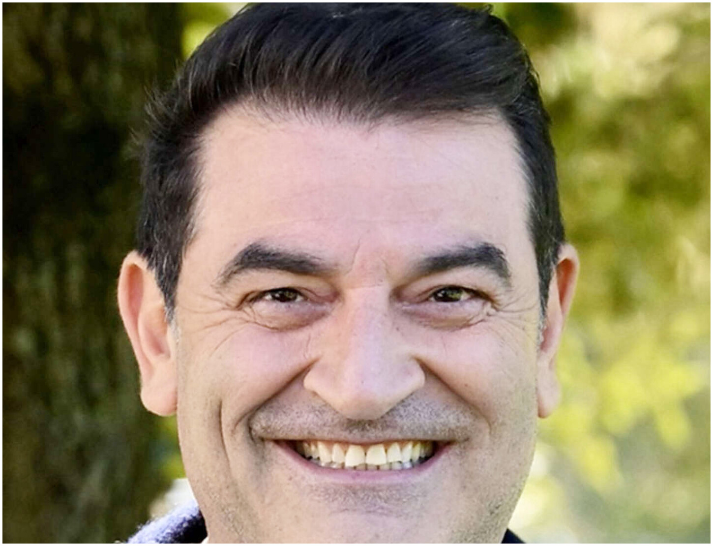 Max Giusti e Scherzi a Parte: la sfida di Pier Silvio Berlusconi per il futuro dopo Gerry Scotti