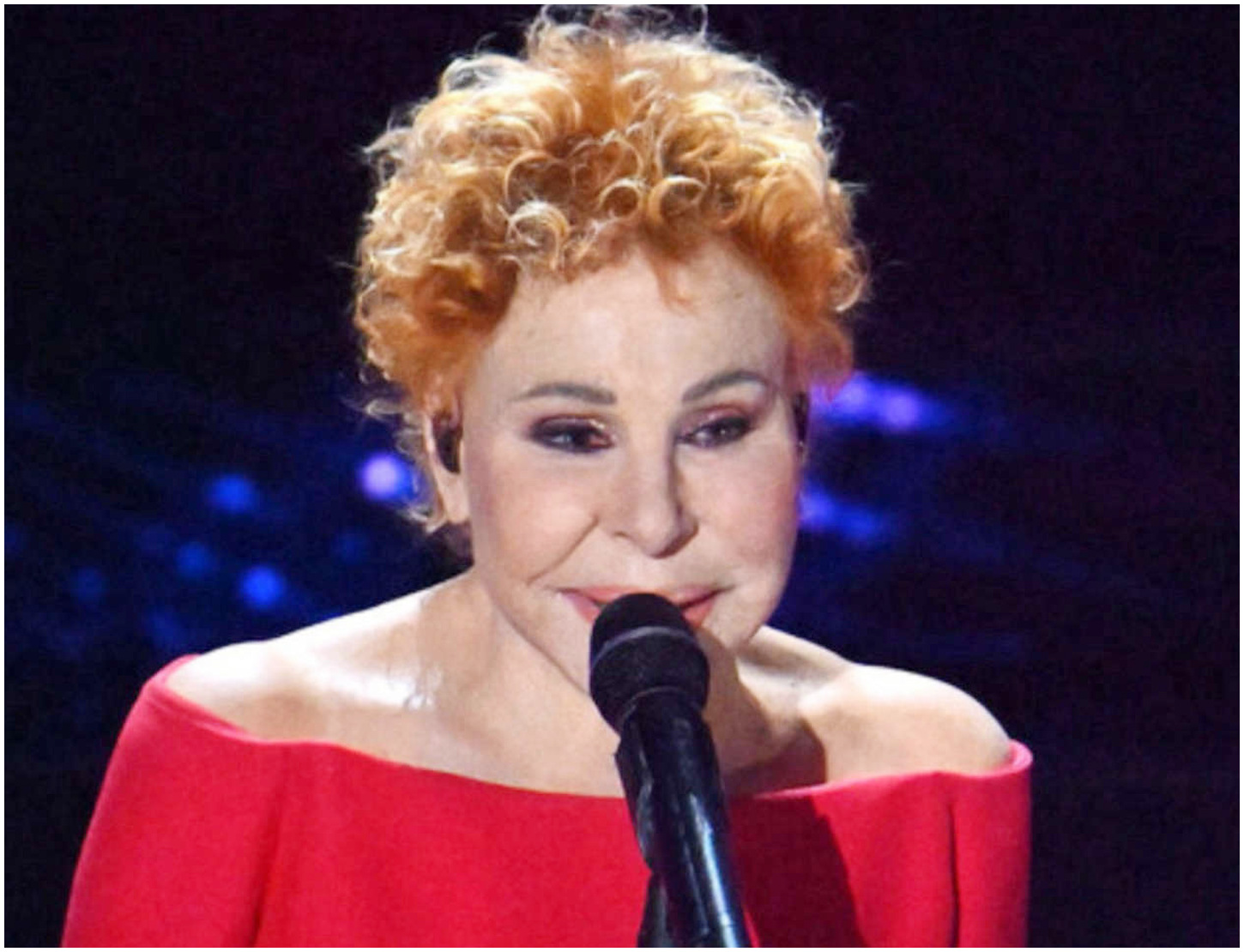 Ornella Vanoni, la celebre cantante italiana, è morta all’età di 91 anni, lasciando un grande vuoto.