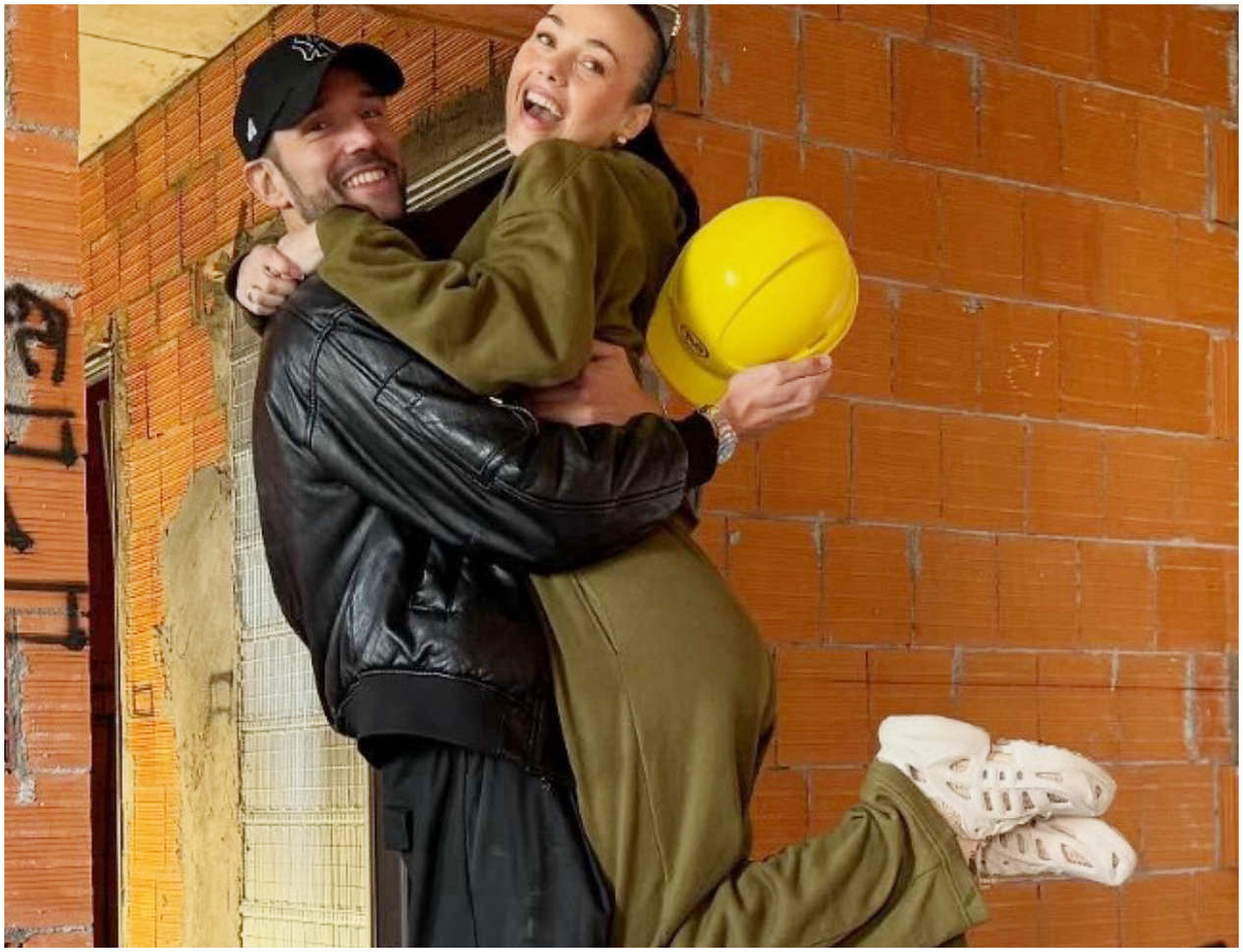 Rosalinda Cannavò e Andrea Zenga presentano il cantiere della loro nuova casa a Milano