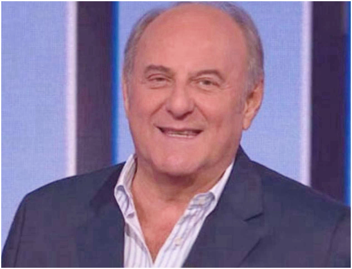 La Ruota della Fortuna, gaffe di Gerry Scotti su un concorrente: “Ha le corna, è maschio”