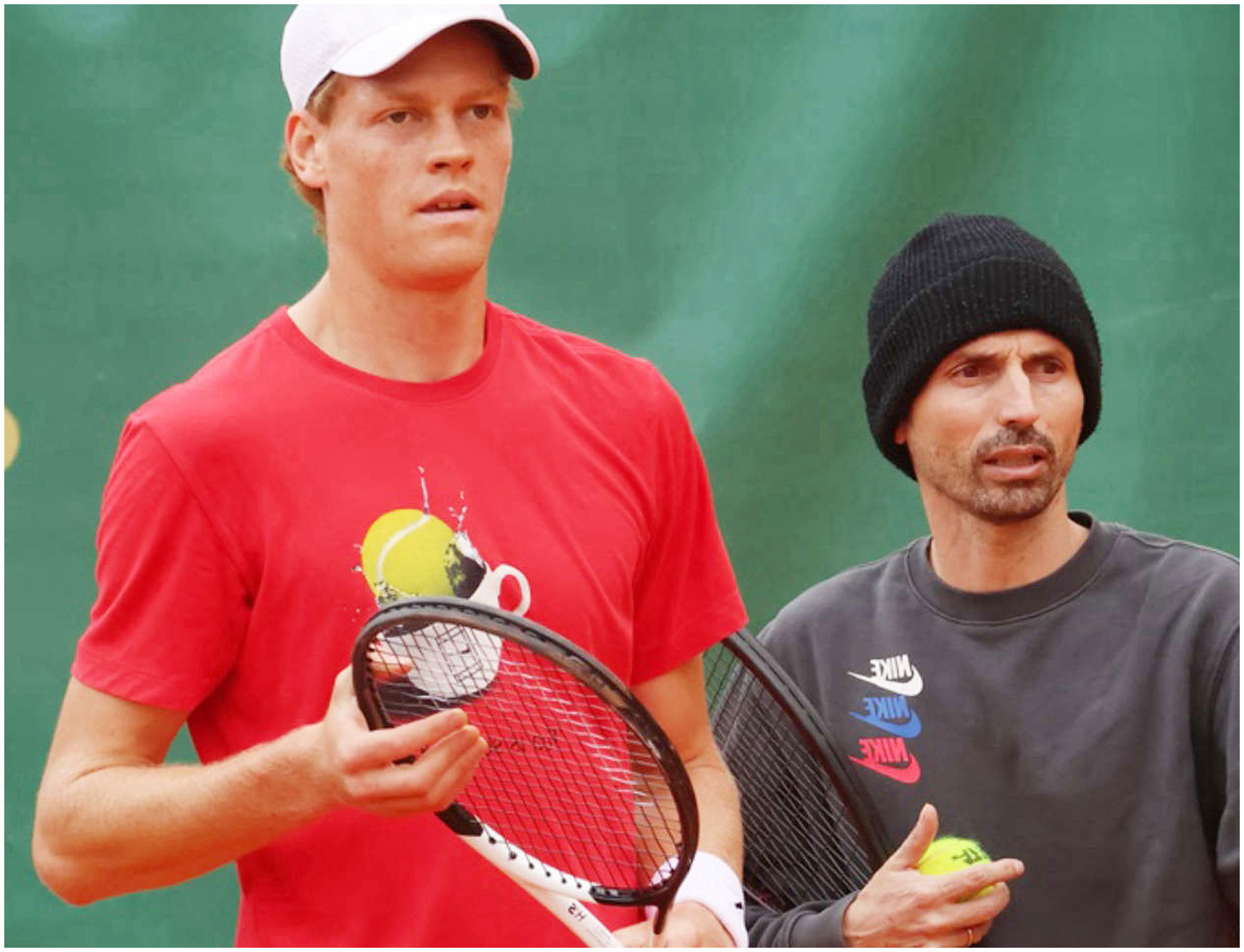 Scopri Simone Vagnozzi, il coach che ha guidato Jannik Sinner verso il successo nel tennis mondiale