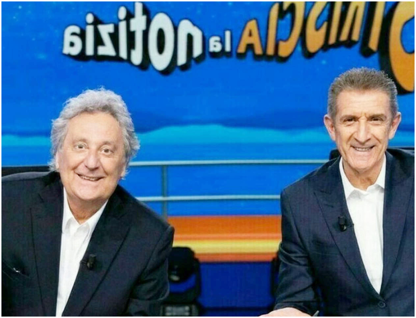 Striscia la Notizia riprende il suo appuntamento in prima serata con Greggio e Iacchetti: le puntate in arrivo