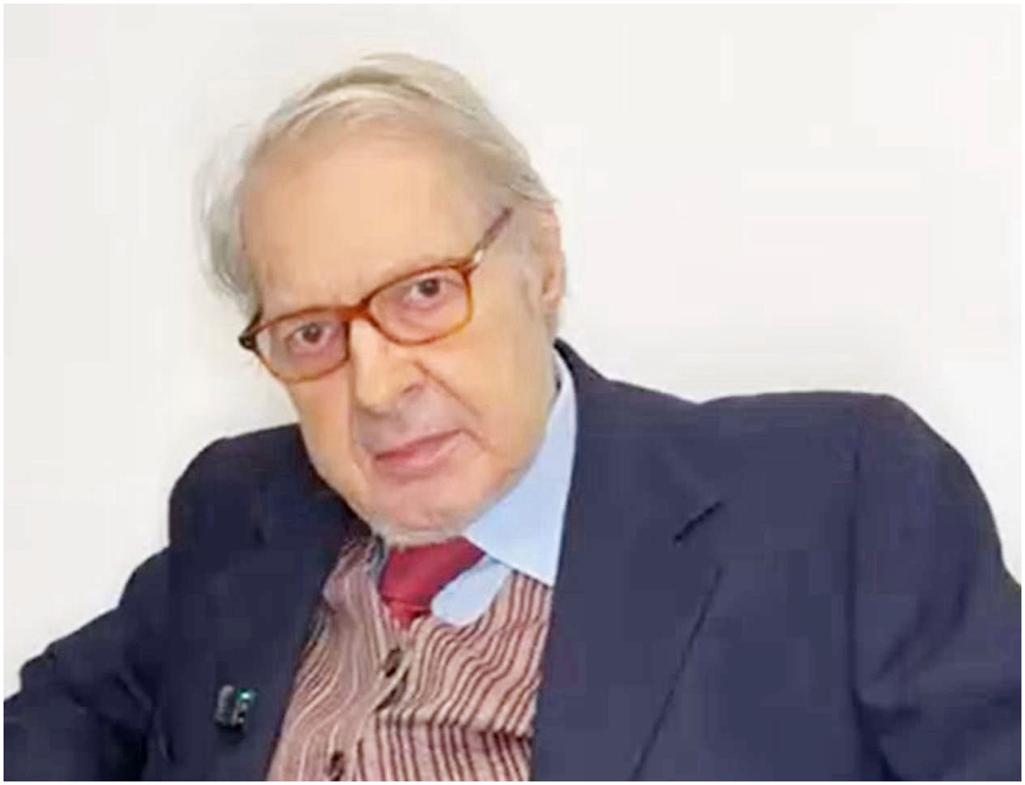 Vittorio Sgarbi annuncia il desiderio di sposare Sabrina Colle, definendola il suo porto sicuro