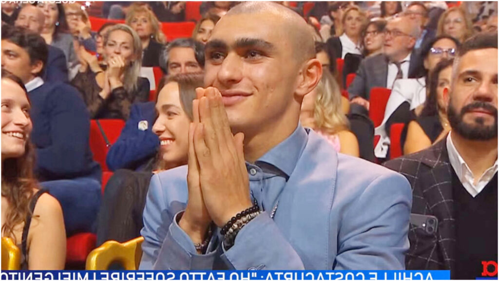 Achille Costacurta dedica un messaggio a mamma Martina Colombari dopo l’esperienza a Ballando