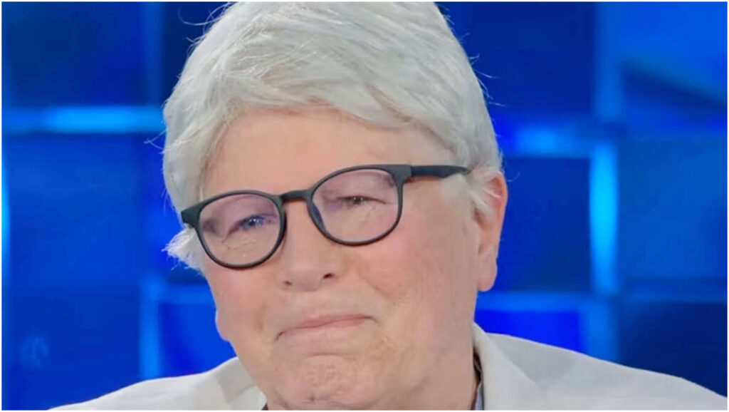 Addio a Sandro Giacobbe: cerimonia funebre, il dolore dei vip e l’appello della famiglia