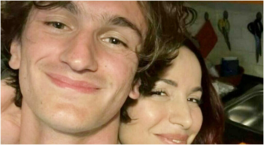 Andrea Delogu trionfa a Ballando con le Stelle: il padre dedica la vittoria alla sorellina Evan