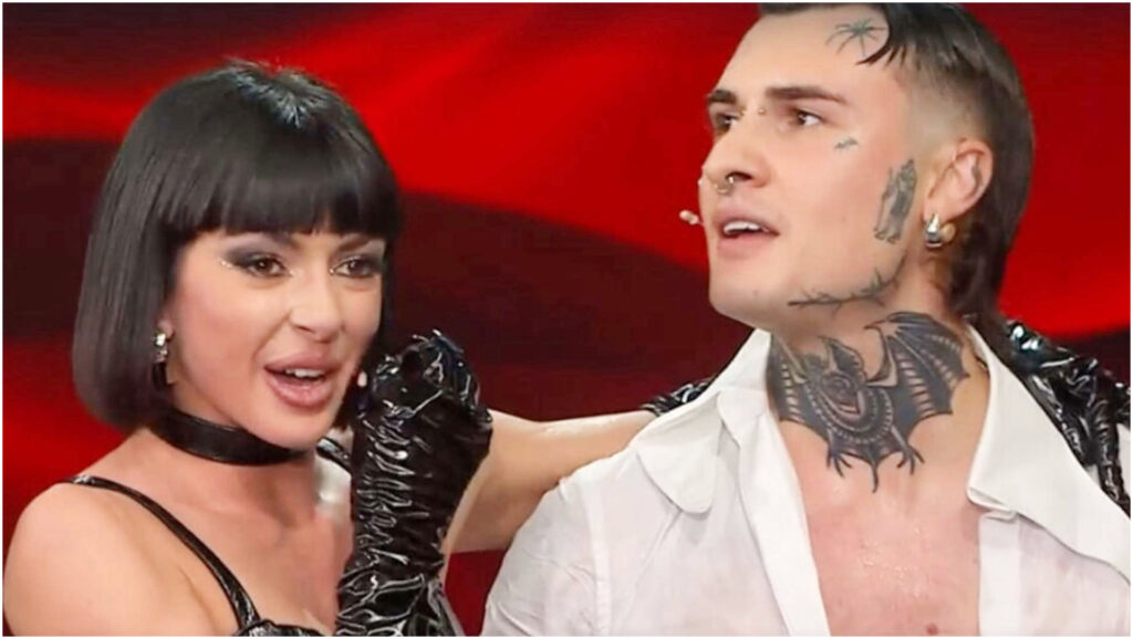 Ballando con le Stelle: Rosa Chemical sorprende, Martina Colombari delude la giuria e Fognini diverte