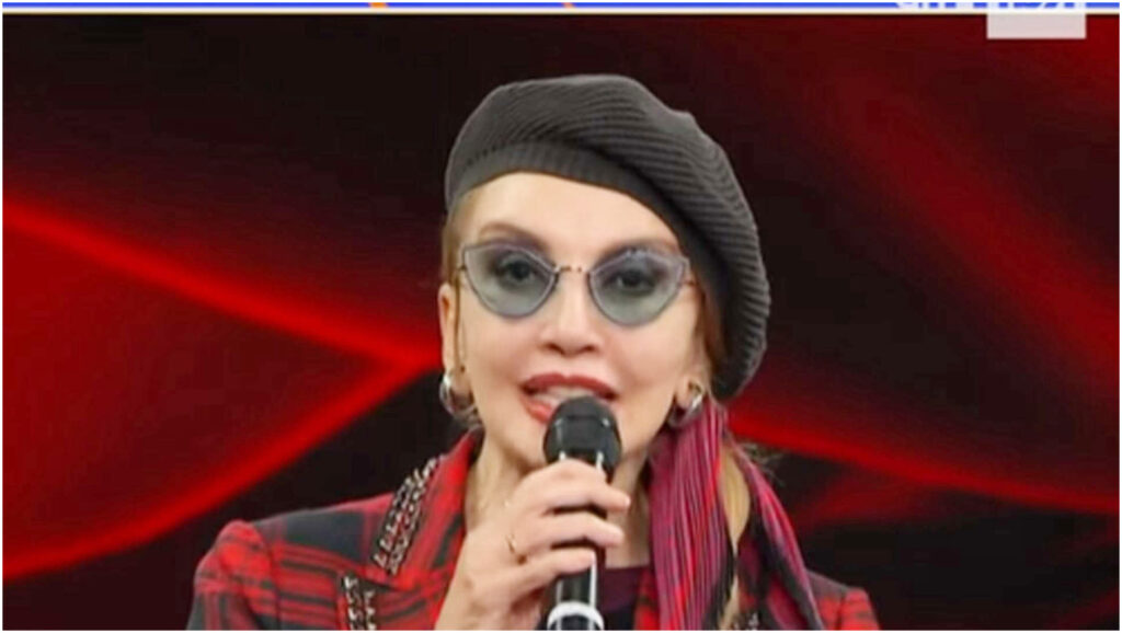 Milly Carlucci presenta le novità attesissime per la semifinale di Ballando con le stelle