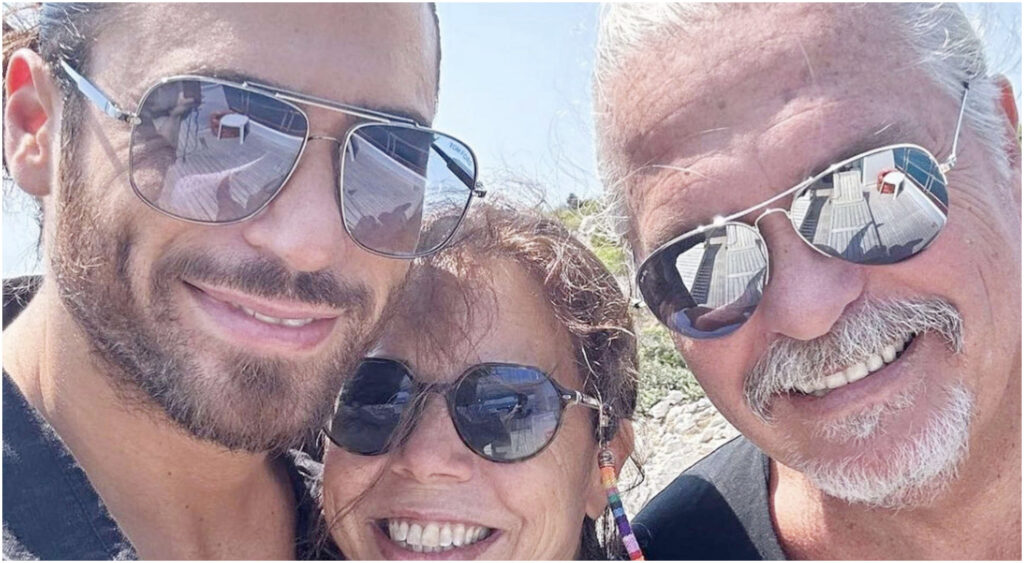 Can Yaman: i miei genitori non sostenevano il mio sogno di diventare attore e ora parlo poco con mamma