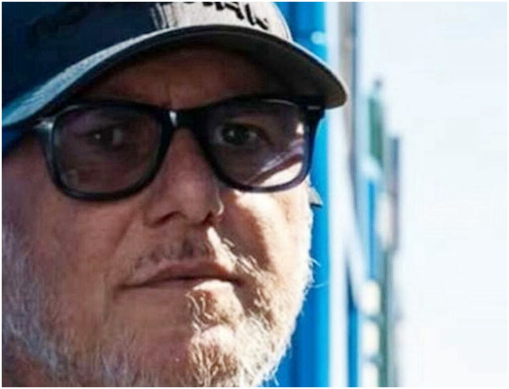 Carlo Vanzini, telecronista Sky, rivela di avere un tumore al pancreas come sua sorella tragicamente.