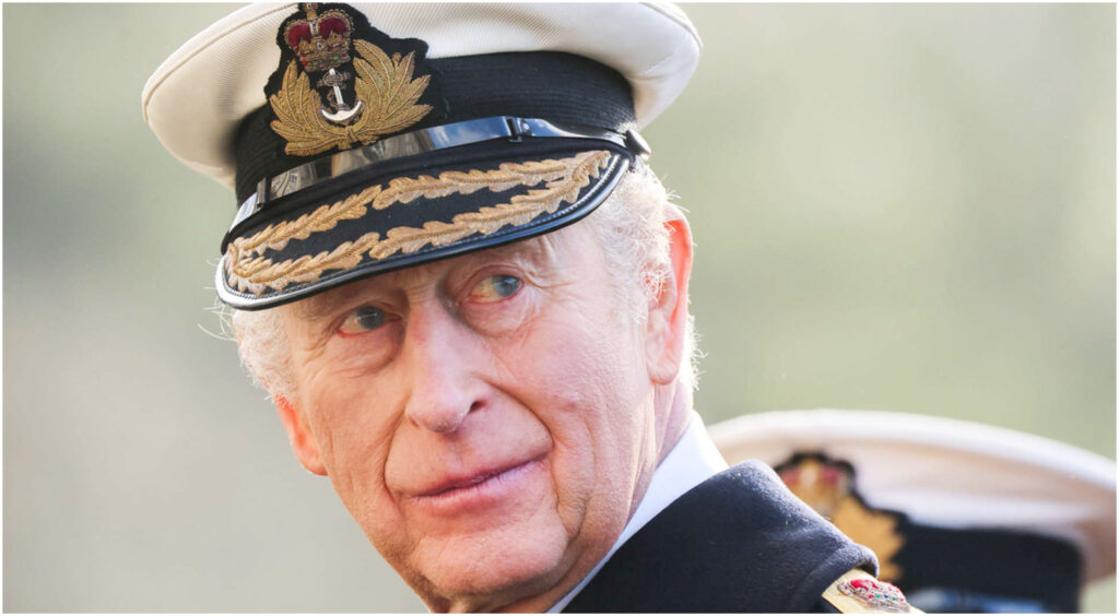 Carlo si prepara al Natale con 39 invitati a Sandringham, tra esclusi e nuove presenze significative