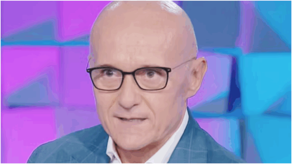 Mediaset decide di riportare Alfonso Signorini in tv dopo le recenti polemiche sulle sue affermazioni