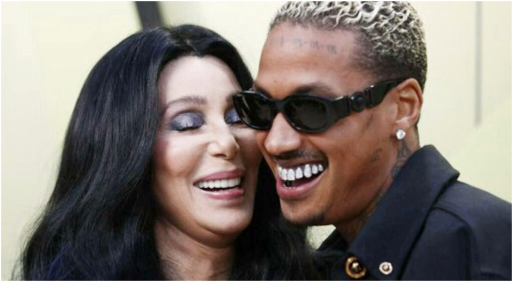 Cher pensa al matrimonio con Alexander Edwards, fidanzato 40 anni più giovane, per il compleanno importante.