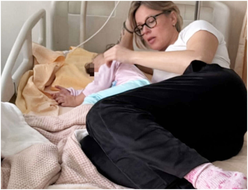 Convulsioni febbrili per la figlia di Federica Pellegrini, ricoverata in ospedale per precauzione