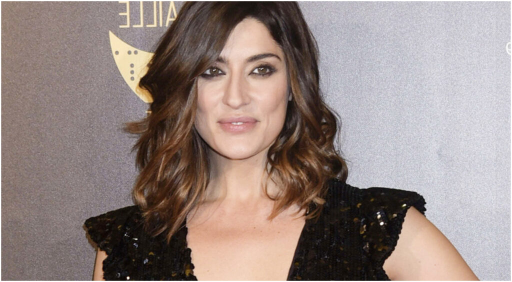 Elisa Isoardi compie 43 anni e riflette sulla sua vita dopo Matteo Salvini e il ruolo di madre