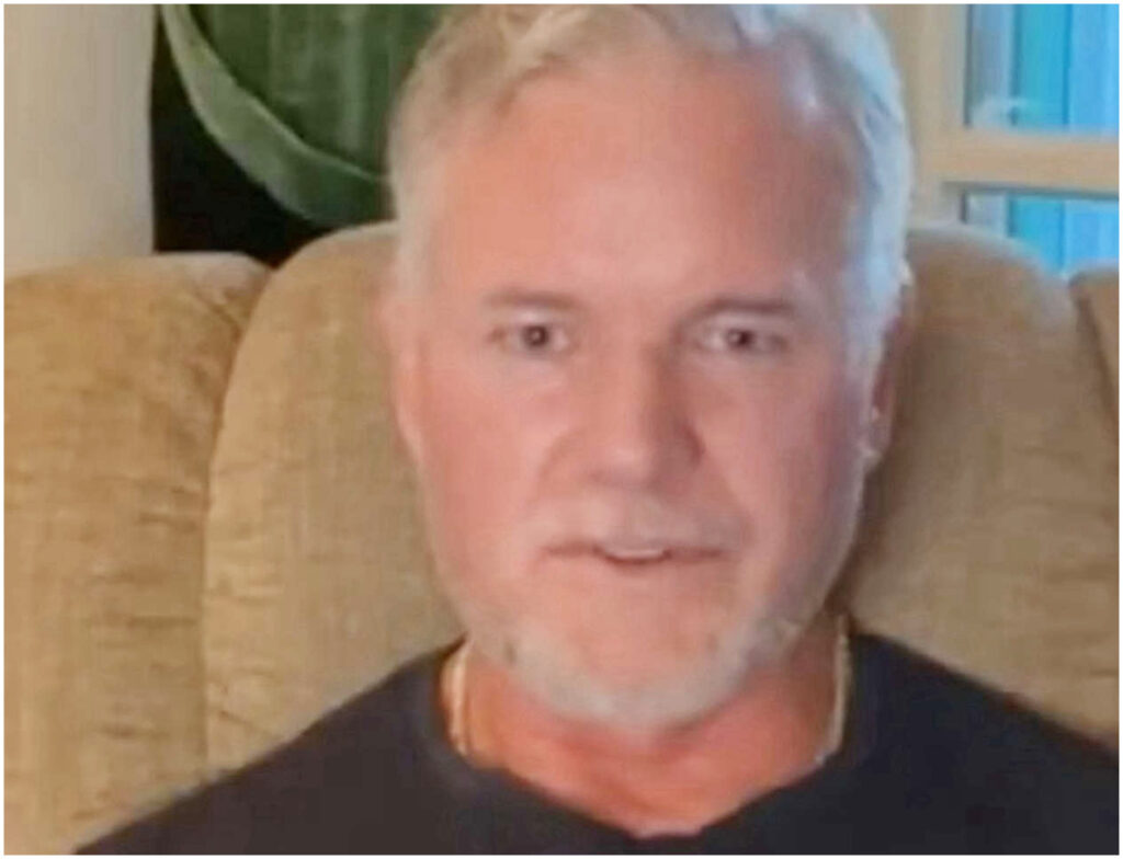 Eric Dane affetto da SLA: l’attore racconta la perdita del controllo di un braccio e la sua lotta