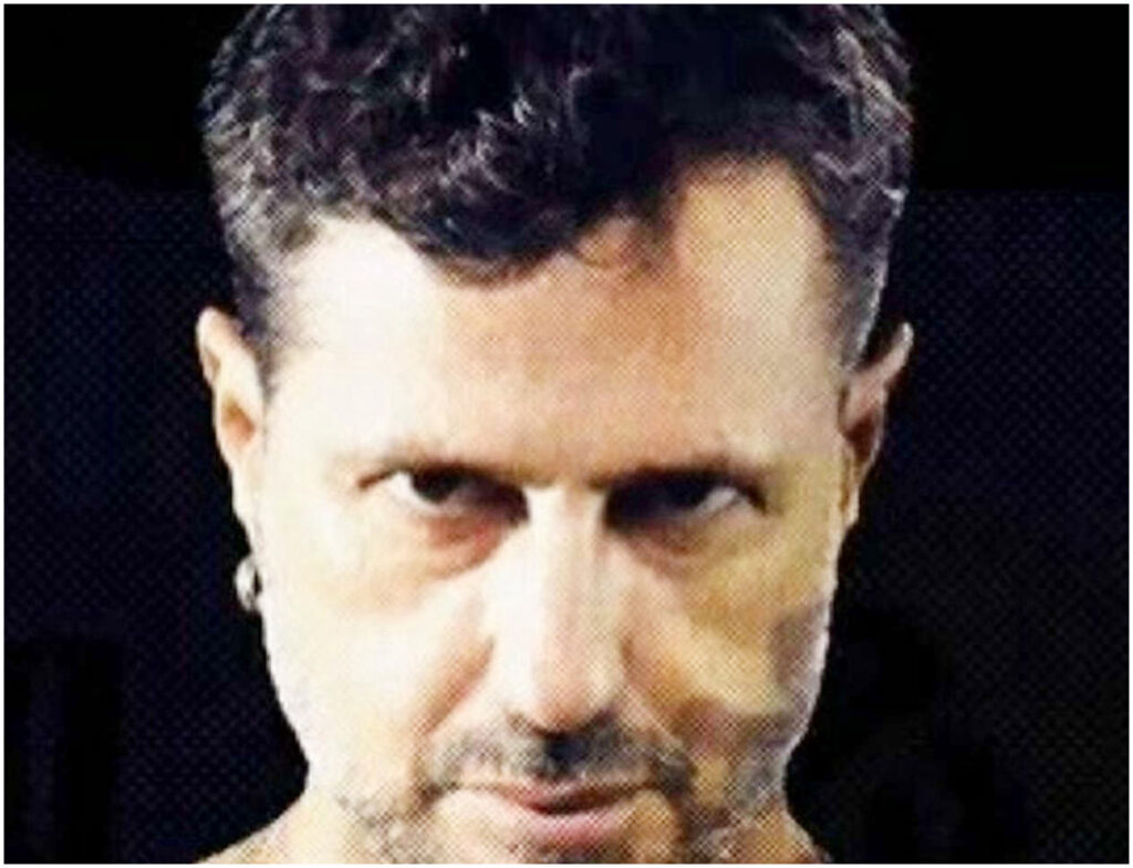 Fabrizio Corona racconta la sua vita in un documentario su Netflix tra lavoro, soldi e eccessi