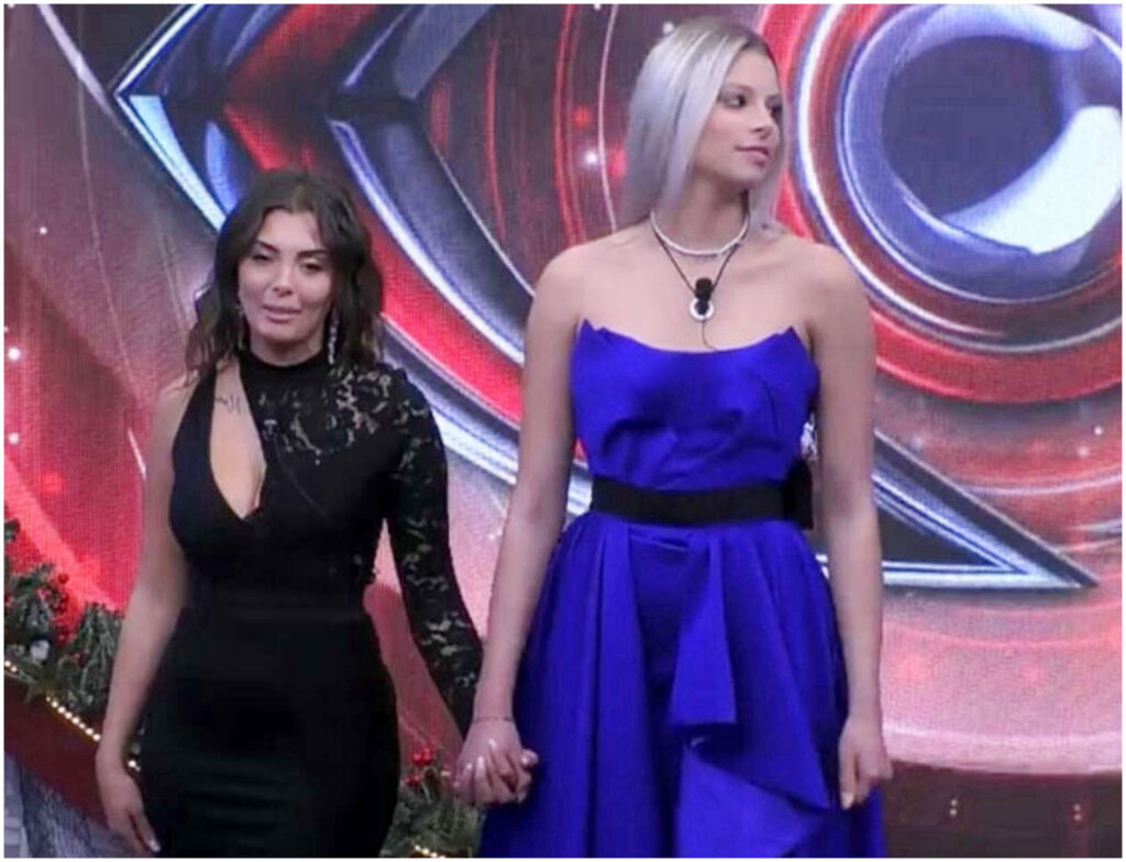 Grande Fratello: Giulia e Grazia si contendono il titolo di terza super finalista del programma