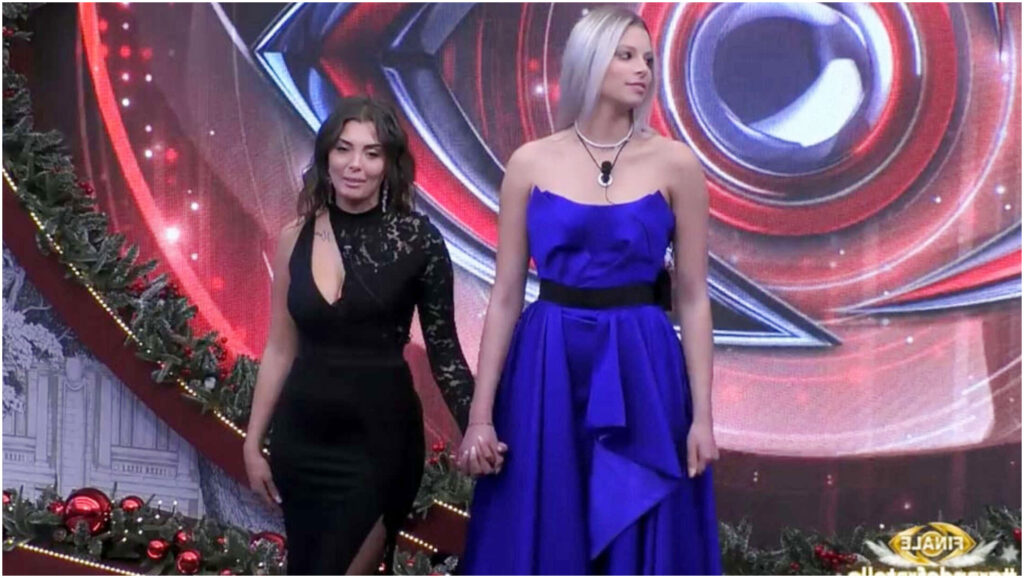 Grande Fratello, ecco chi tra Giulia e Grazia è la terza super finalista del programma